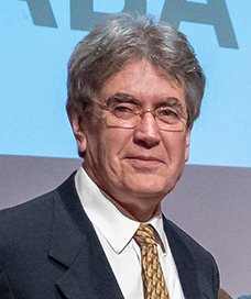 Nuevo Director del Instituto Sabato